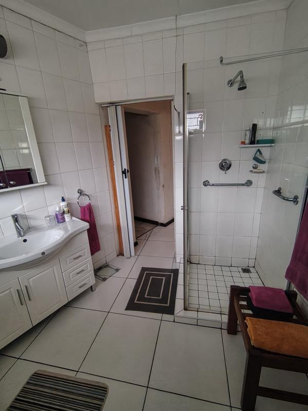 5 Bedroom Property for Sale in Sasolburg Ext 4 Free State